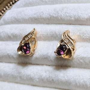 Vintage Avon Purple Amethyst Rhinestone Deco Stud Earrings